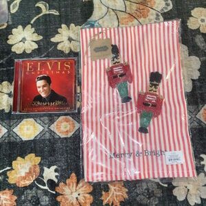 Merry & Bright Striped Nutcracker Towel